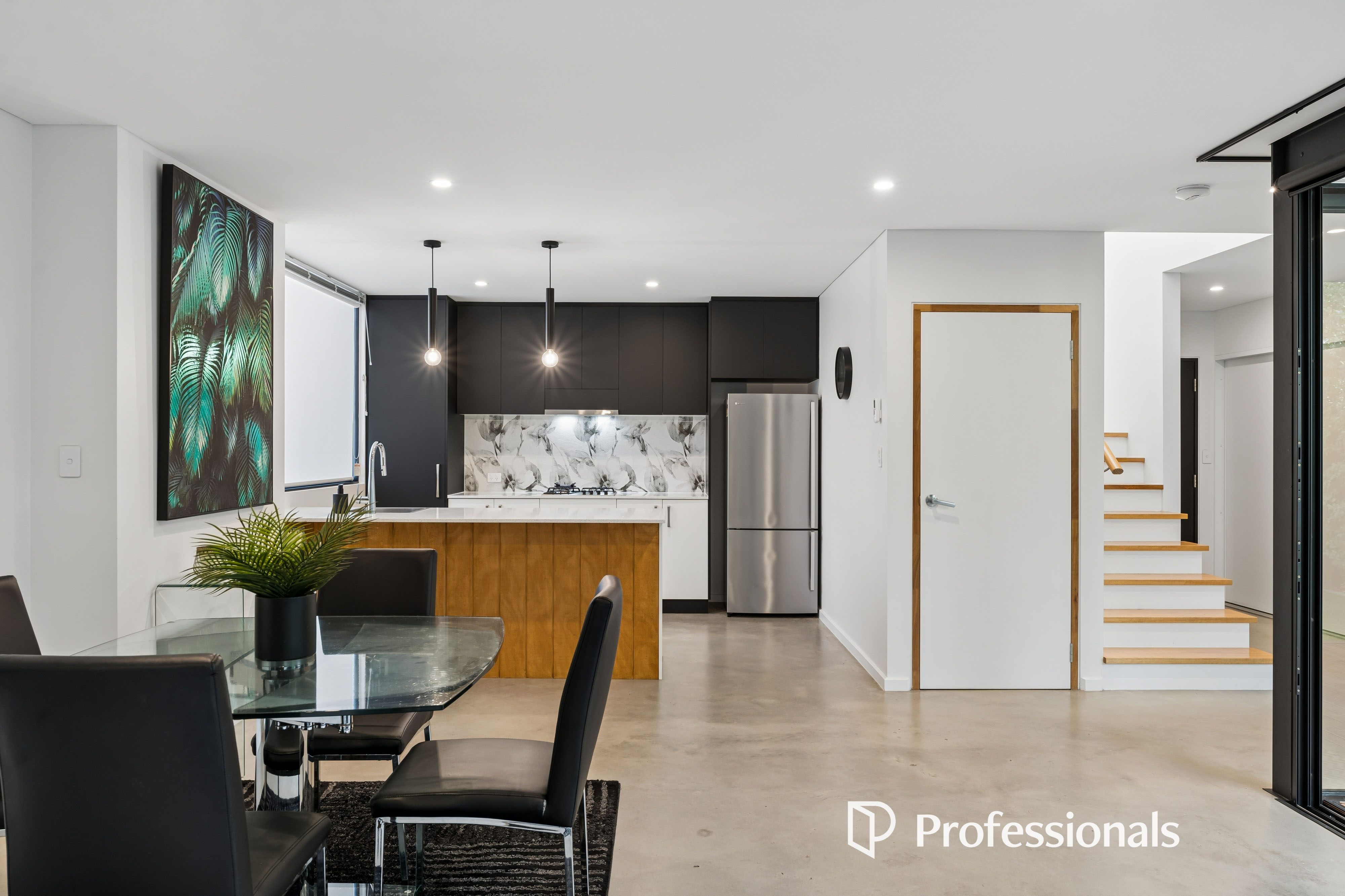 1 Mabley Court, Greenwood WA 6024 - Image 3