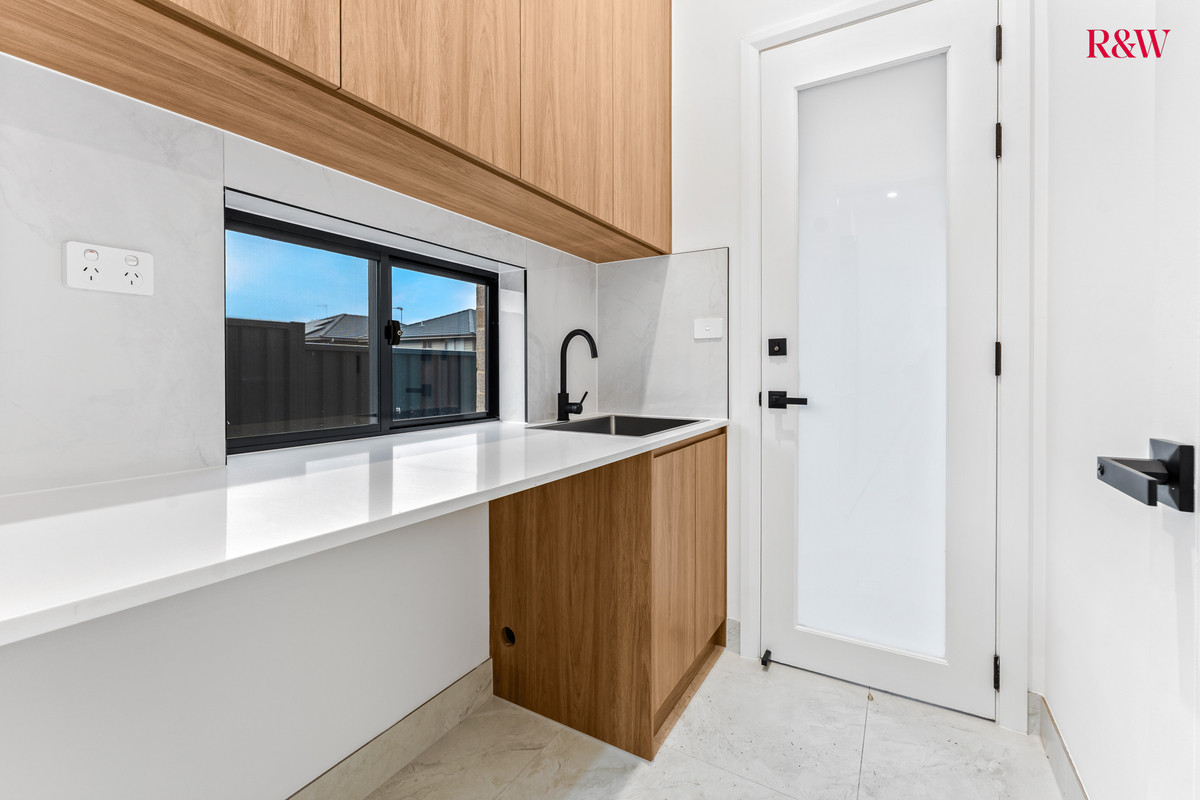 5-bedroom house at 44 Quill Street, Riverstone, NSW 2765, Blacktown, New South Wales