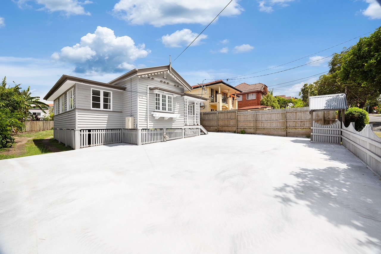 17 HAWKEN DRIVE, St Lucia QLD 4067 - Image 7