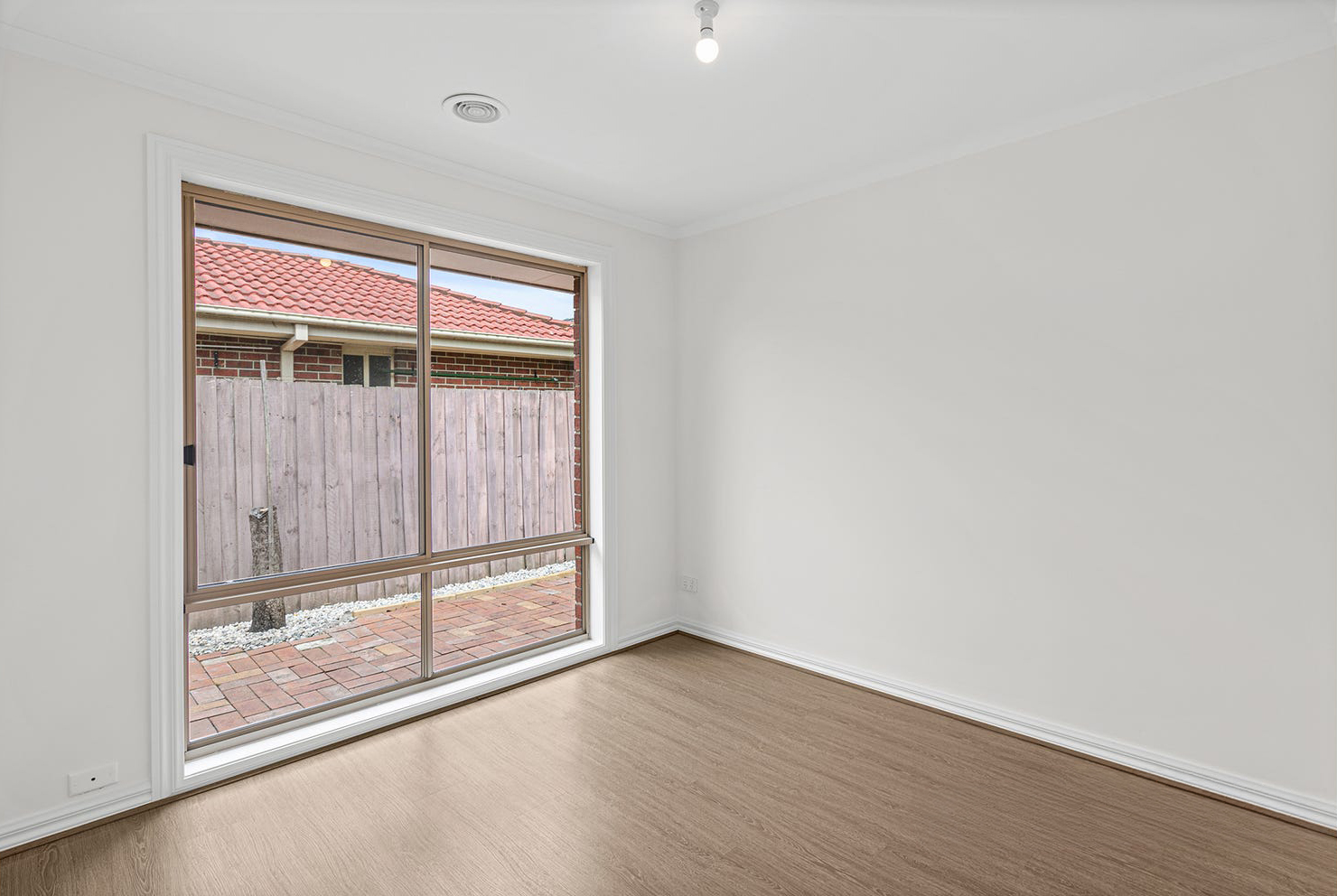 3-bedroom unit at 3/6 London Road, Broadmeadows, VIC 3047, Hume, Victoria
