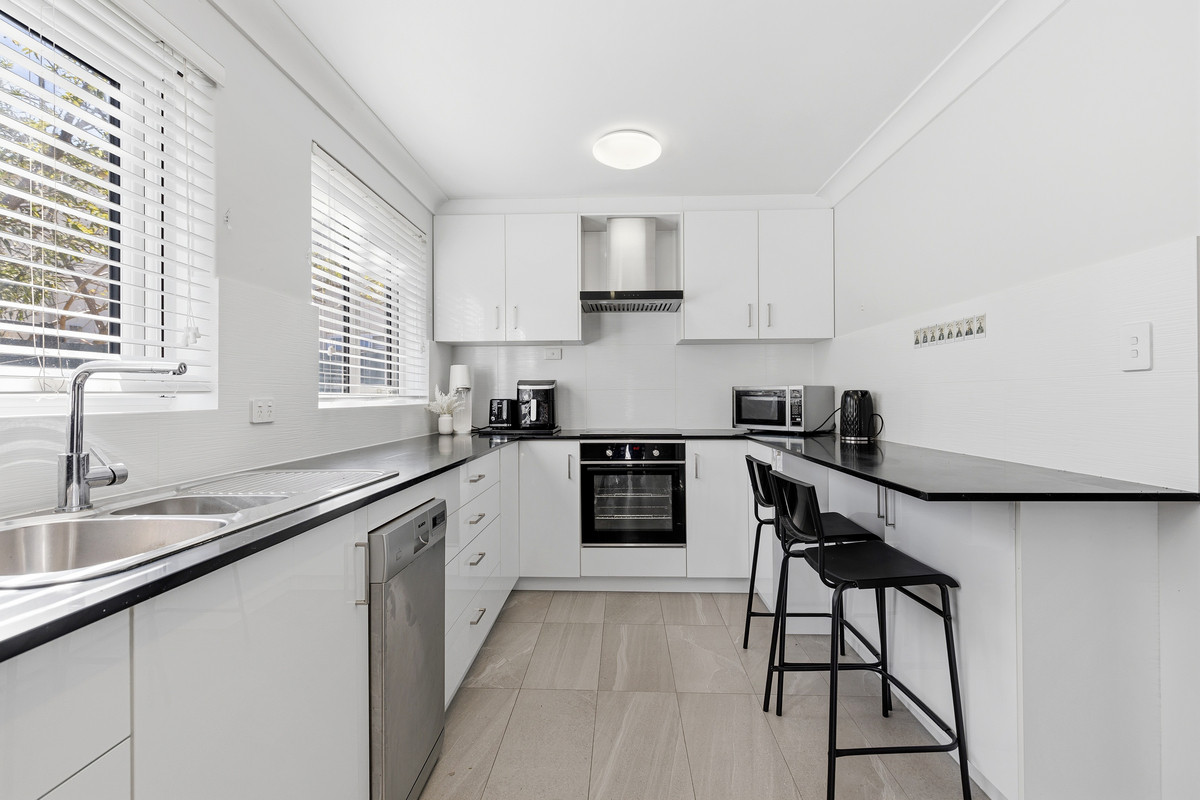 3/337 Canning Highway, Como, WA 6152 - Image 1