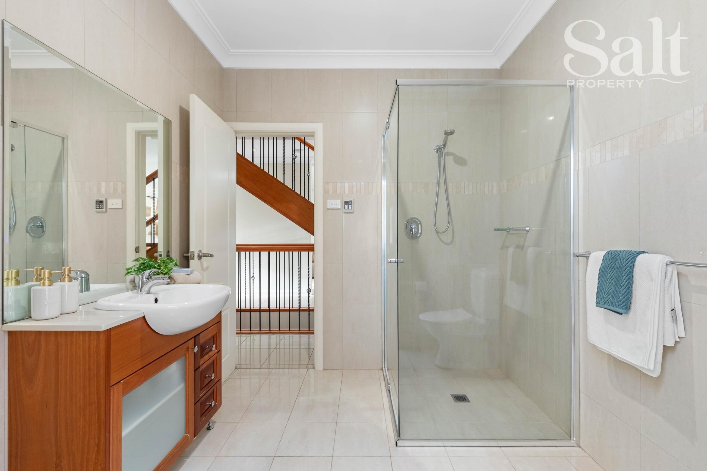 5-bedroom house at 26 Henry Street, Merewether, NSW 2291, Newcastle, New South Wales