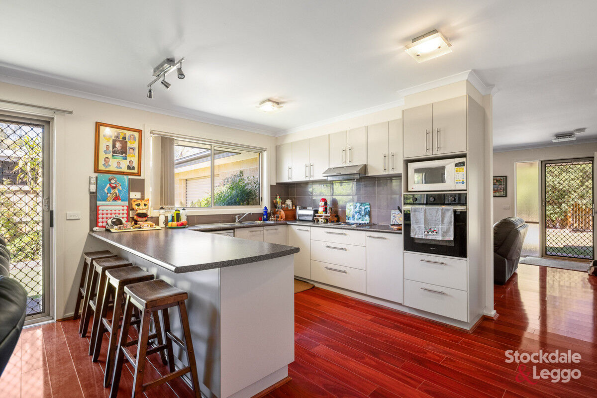 22 Plover Street, Cowes, VIC 3922 - Image 6