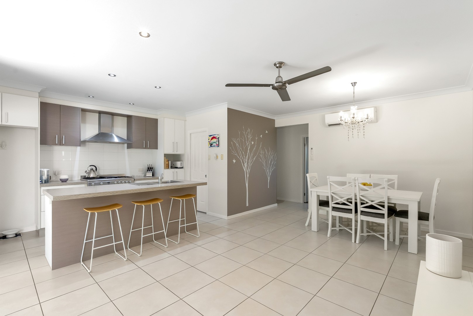 11 Charnley Avenue, Bentley Park, Qld, 4869 - Image 7