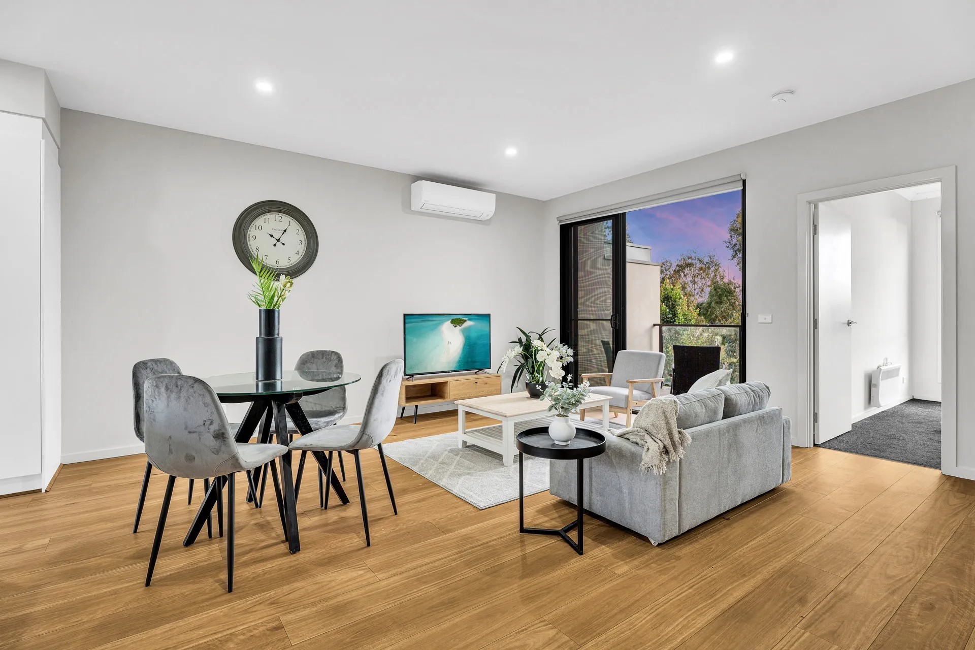 41 Creekview Way, Cranbourne West, VIC 3977 - Image 3