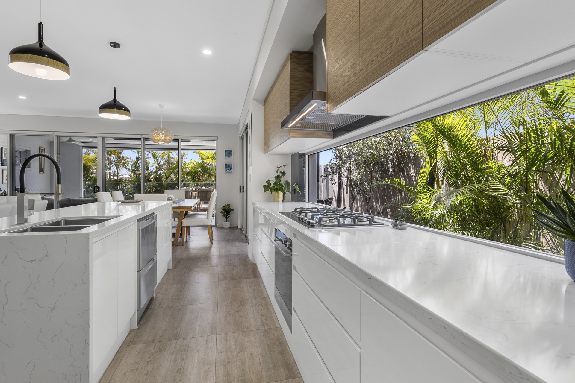 10 Trestles Avenue, Casuarina, NSW 2487 - Image 4