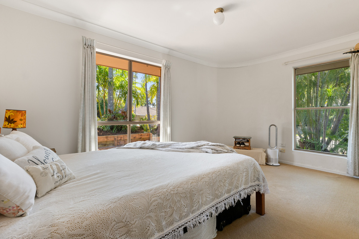 3-bedroom unit at 1/2 Hazelwood Close, Suffolk Park, NSW 2481, Byron, New South Wales
