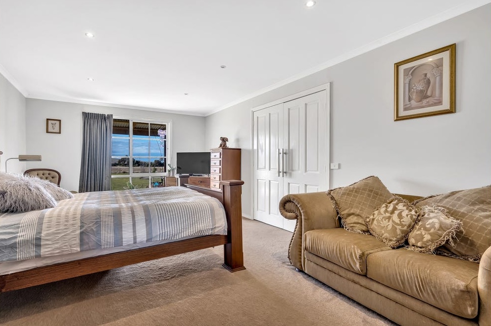 4-bedroom house at 268 Doolins Road, Darraweit Guim, VIC 3756, Macedon Ranges, Victoria