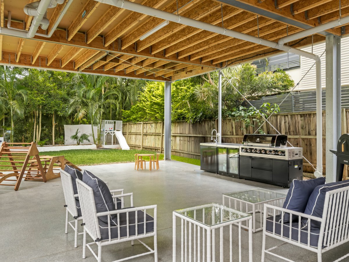 4-bedroom house at 27 Richmond Street, Corinda, QLD 4075, Brisbane, Queensland