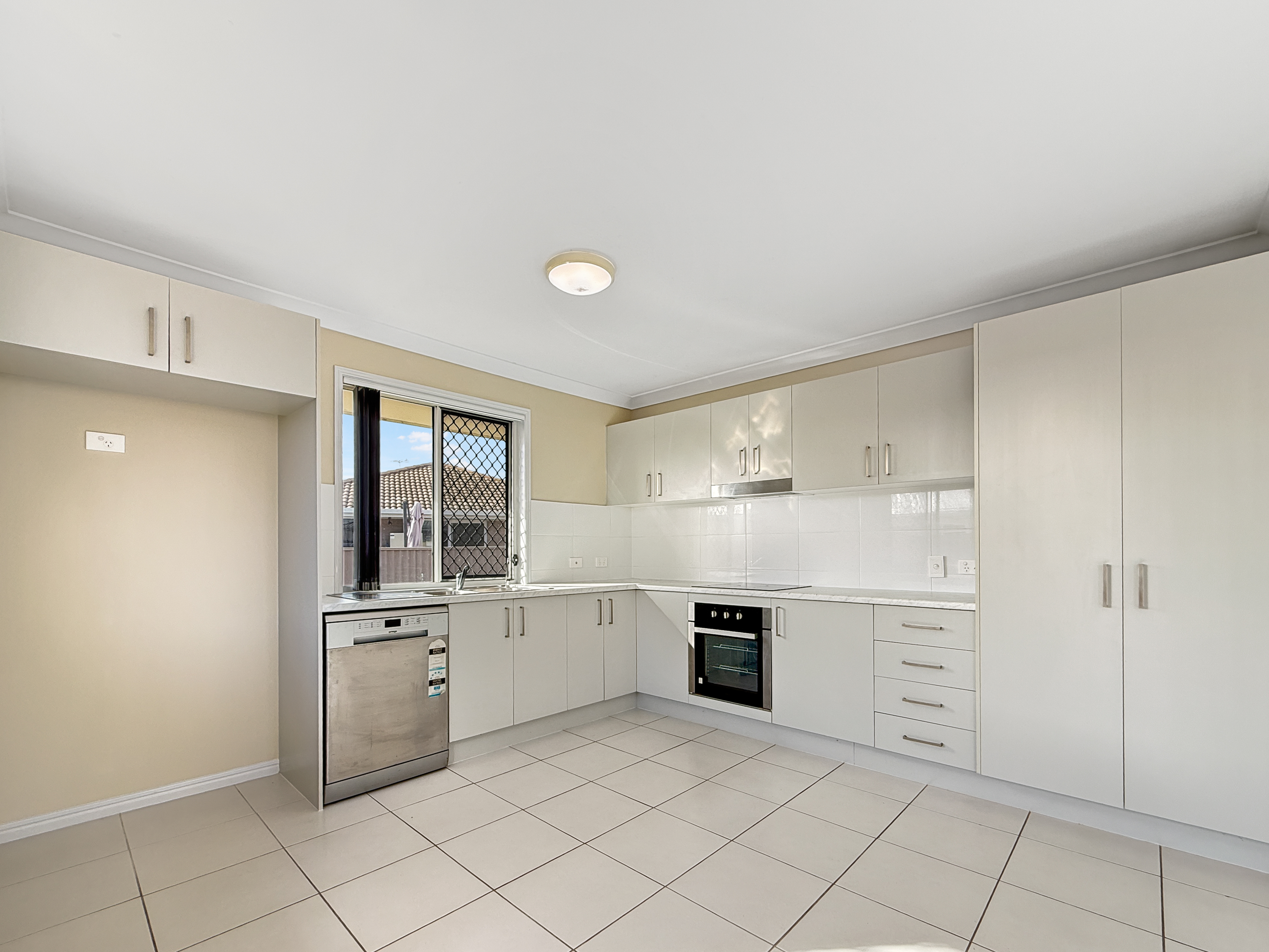 4 SEMPH CRESCENT, Laidley North QLD 4341 - Image 1