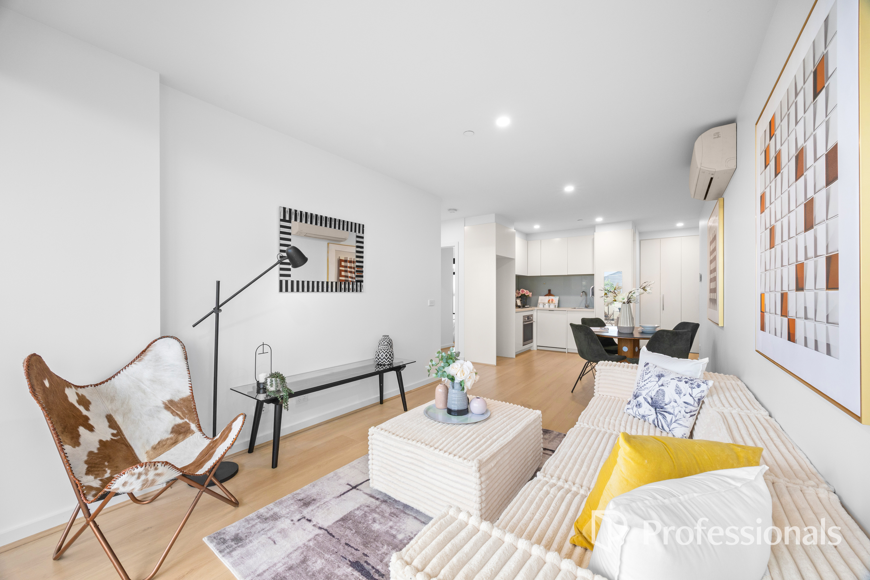 FLAT 102 665 CENTRE ROAD, BENTLEIGH EAST VIC 3165 - Image 1