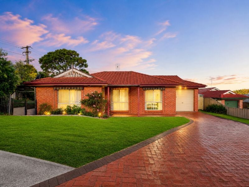 1 BLUE GUM COURT, Mount Hutton NSW 2290 - Image 1