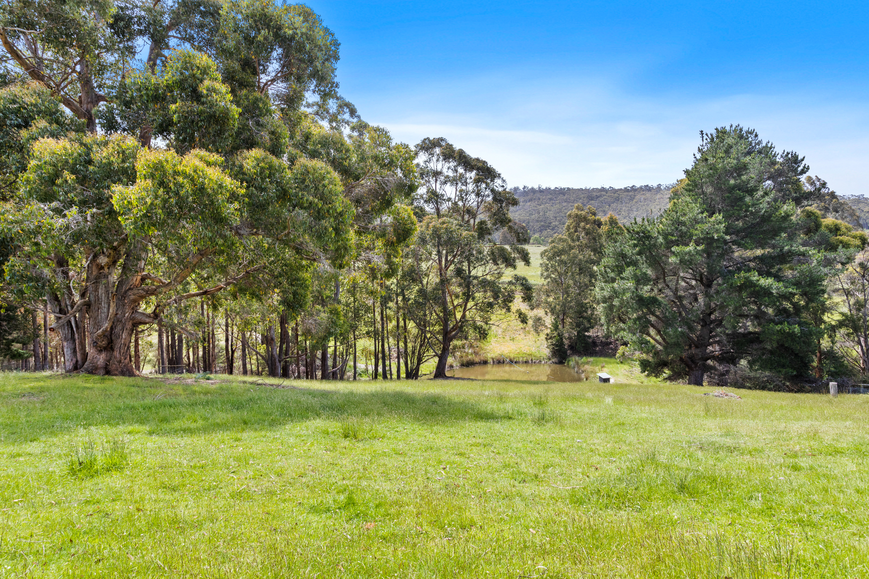 5-bedroom house at HONEYWOOD COTTAGE 72 PULLENS ROAD, WOODBRIDGE TAS 7162, Kingborough, Tasmania