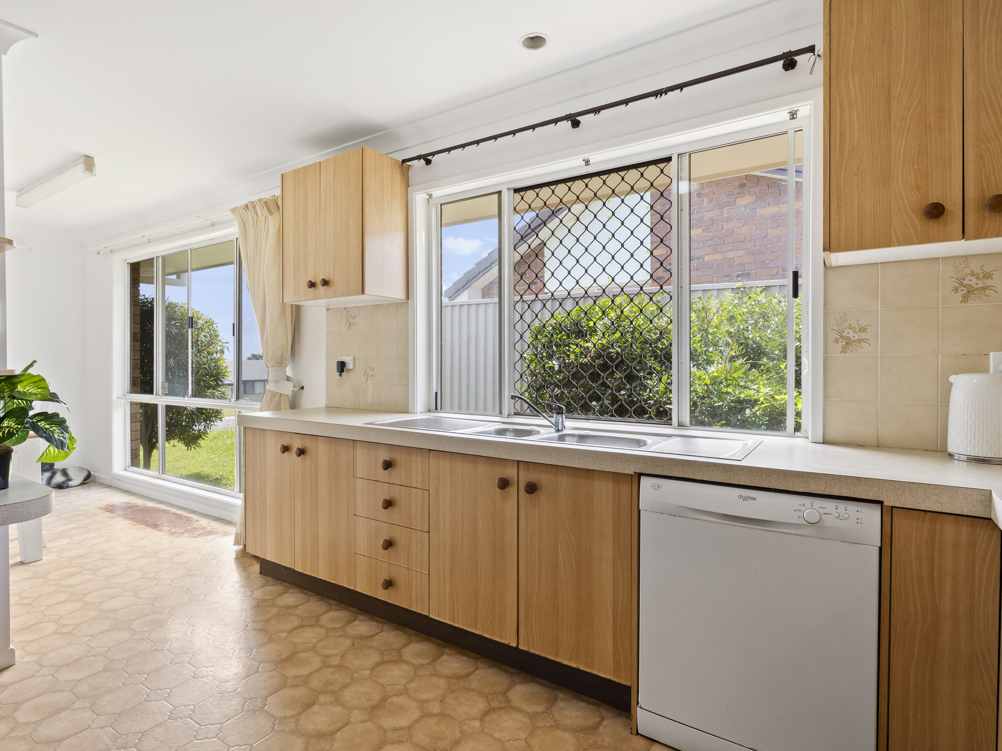 9 Oakland Parade, Banora Point, NSW 2486 - Image 5