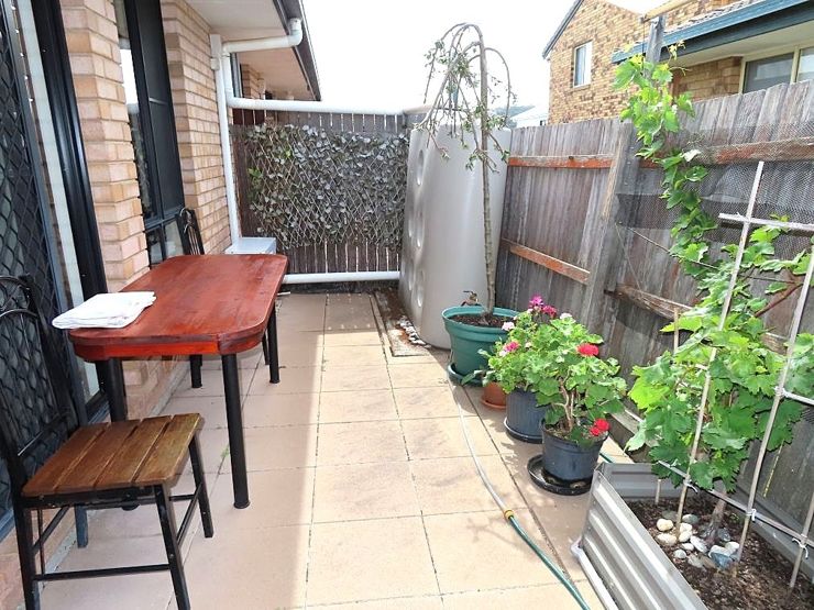 2-bedroom unit at Unit 3 40 Short Street, Stanthorpe, Qld, 4380, Southern Downs, Queensland