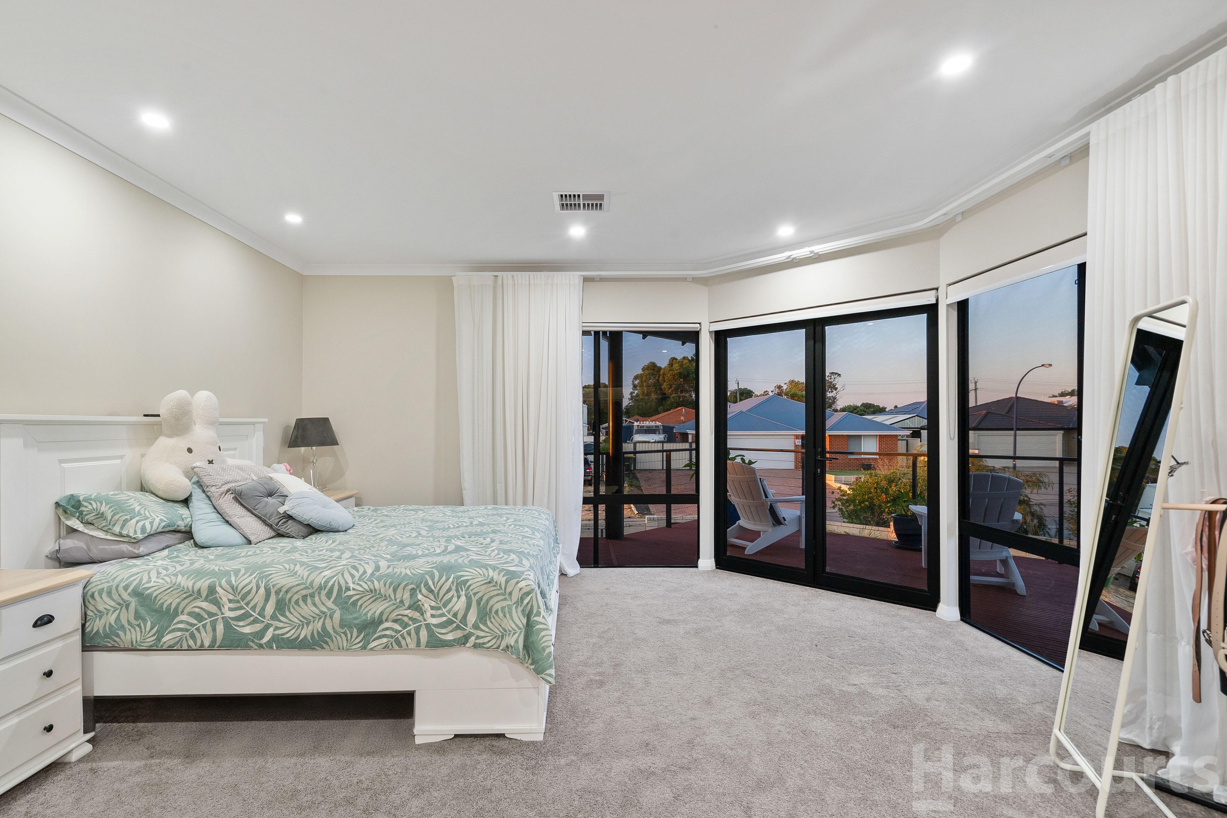 22 DUNSBOROUGH COURT, Dawesville WA 6211 - Image 10