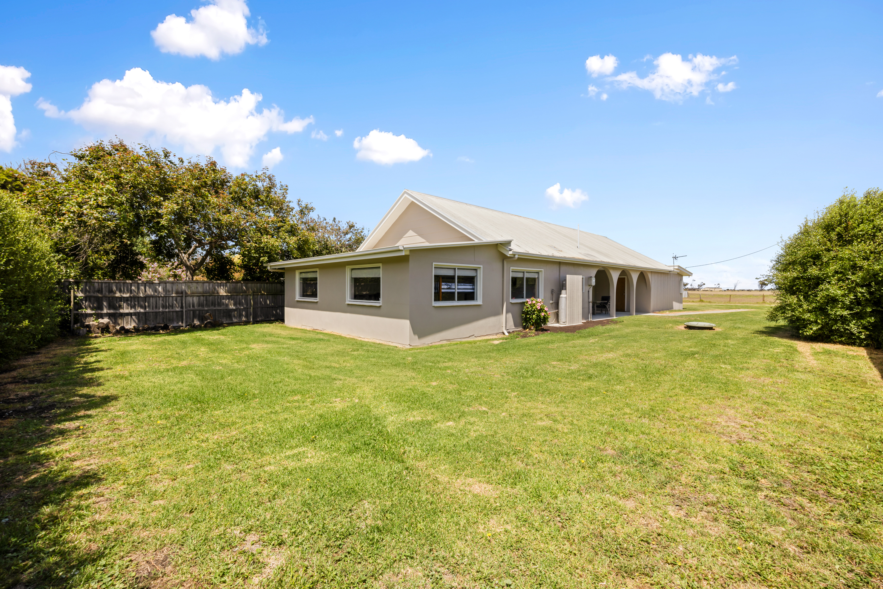 3-bedroom house at 34 Ellen Avenue, Seaspray, VIC 3851, Wellington, Victoria