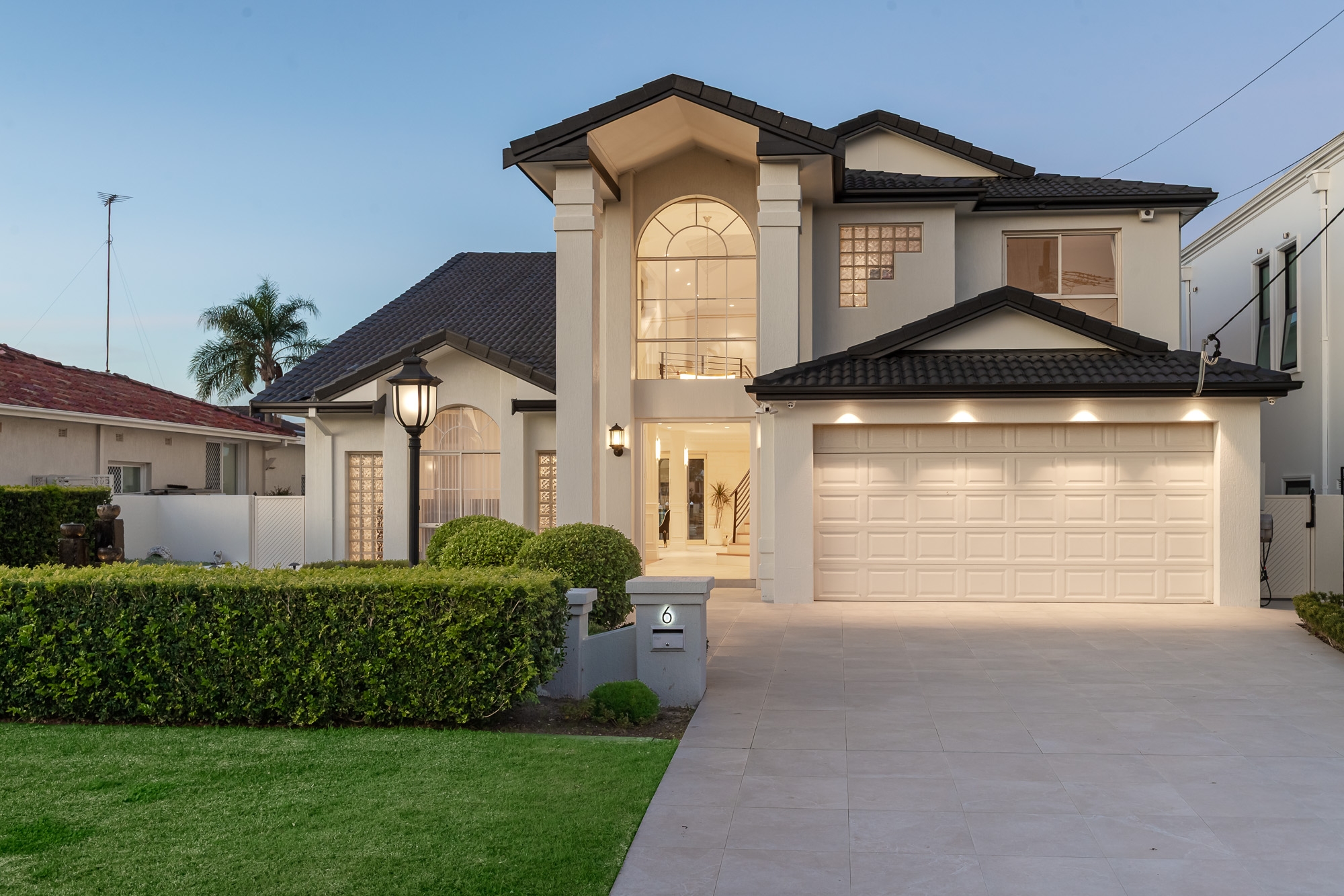 6 CASTLEREAGH CRESCENT, Sylvania Waters NSW 2224 - Image 2