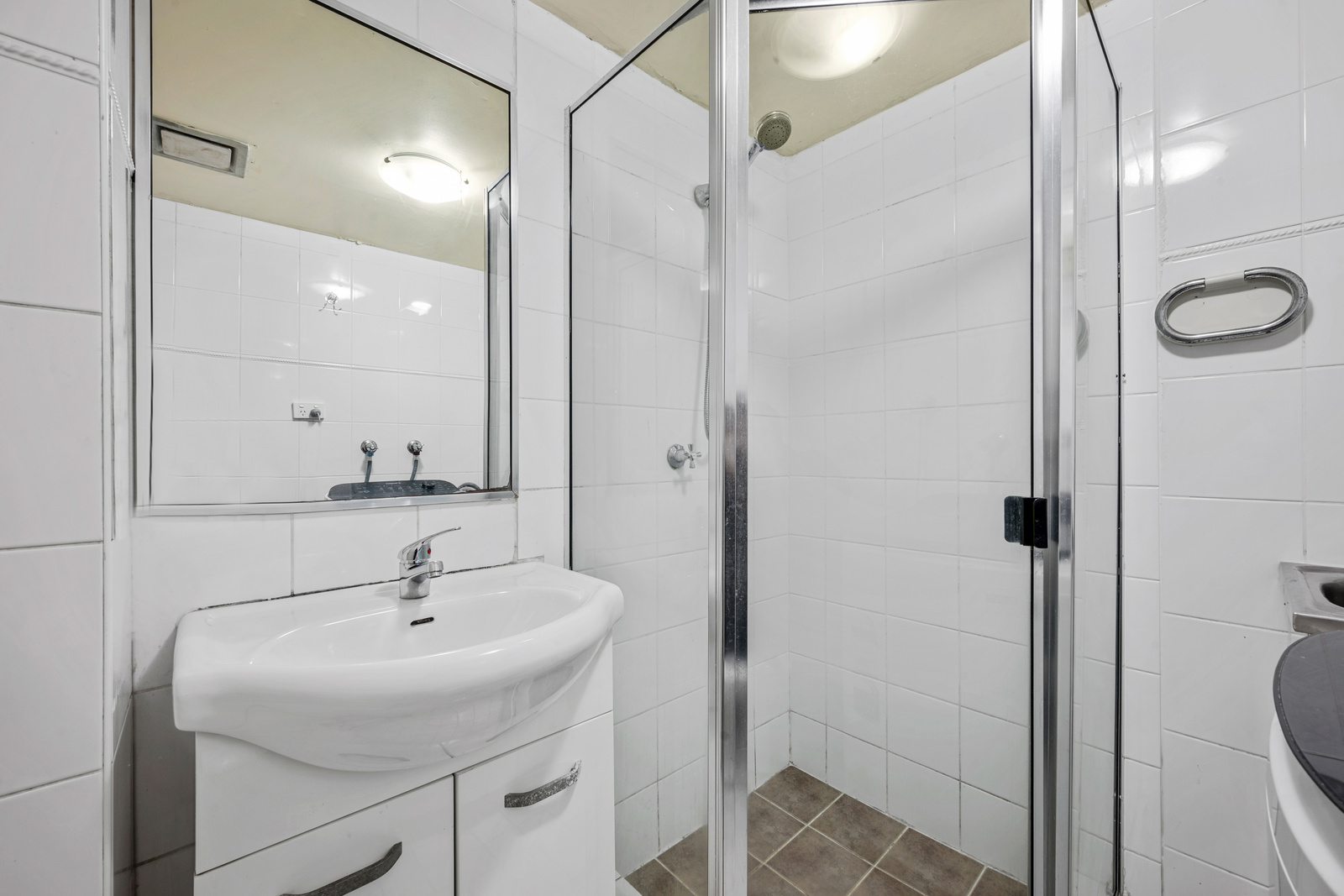 1-bedroom unit at EVERLOCH APARTMENTS 68 2 MACQUARIE ROAD, AUBURN NSW 2144, Cumberland, New South Wales