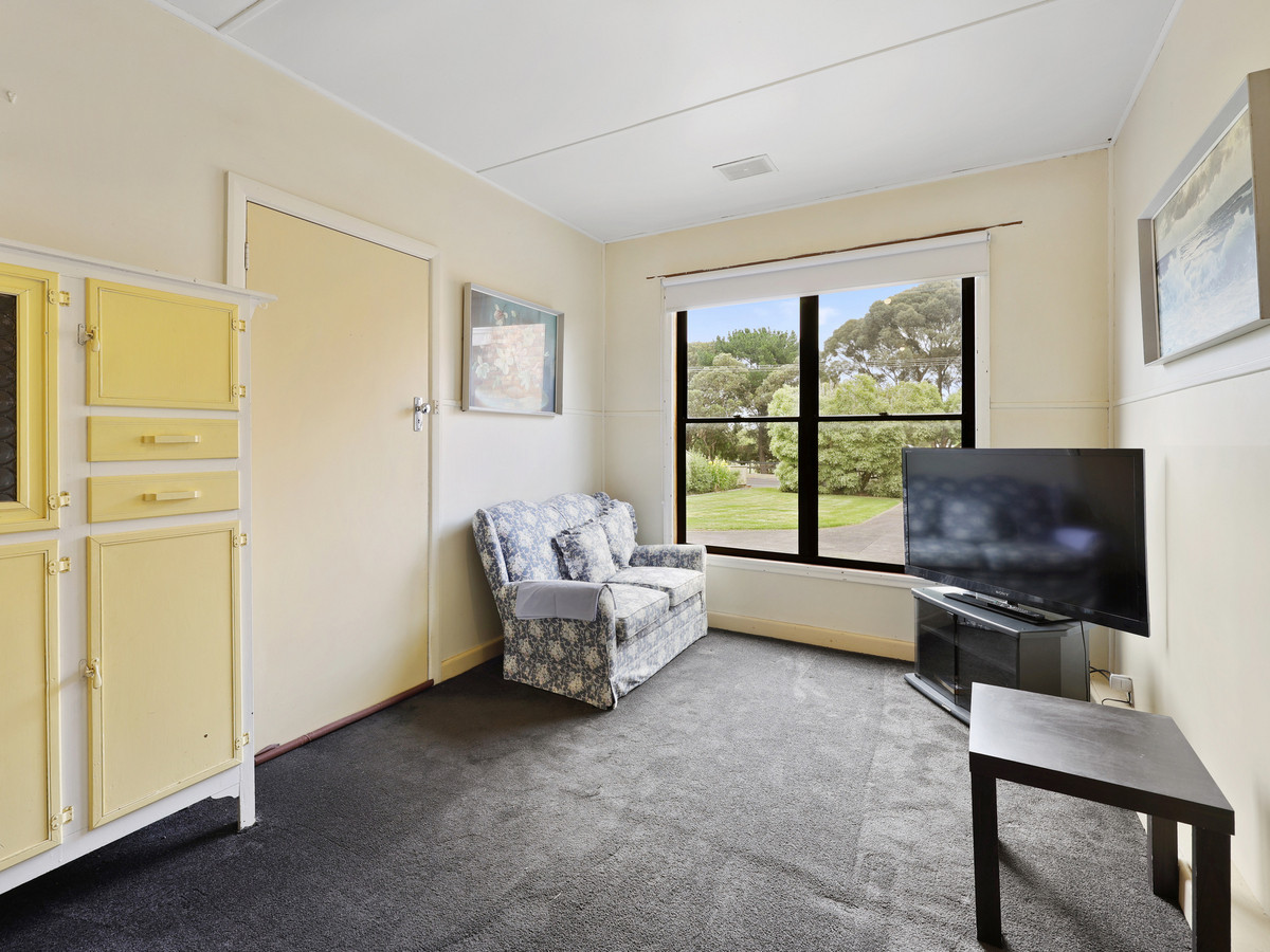 5-bedroom house at 30 Mcarthur Street, Hamilton, Vic, 3300, Southern Grampians, Victoria