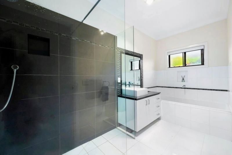 53 PARKSIDE DRIVE, Moe VIC 3825 - Image 6