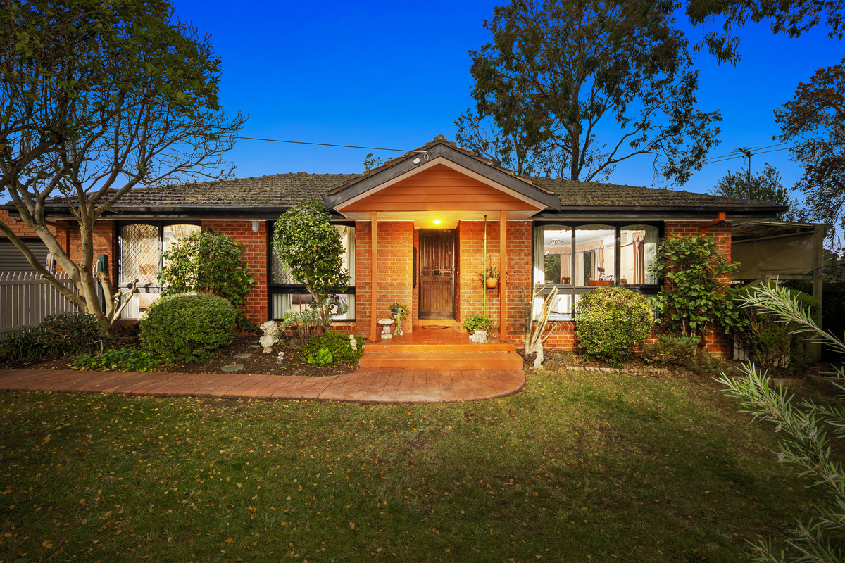 2/21 Ferguson Court, Ferntree Gully, VIC 3156 - Image 1