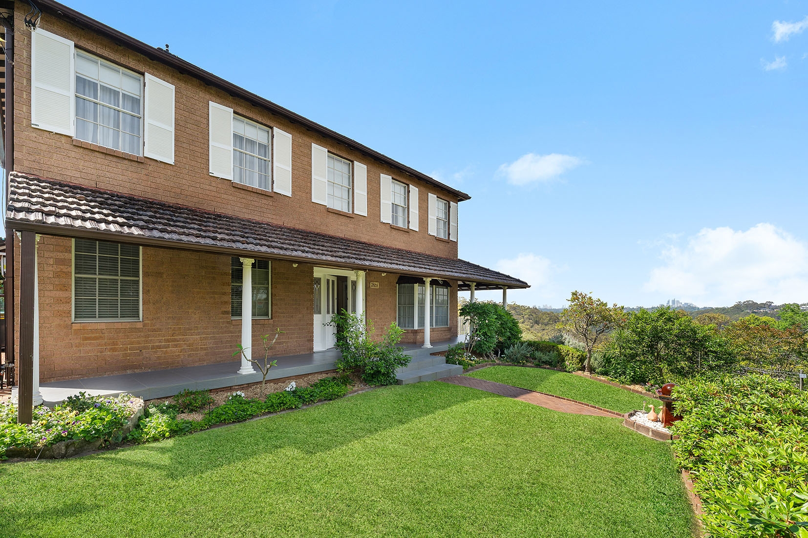 5-bedroom house at 11 CHESTERMAN CRESCENT, Davidson NSW 2085, Northern Beaches, New South Wales
