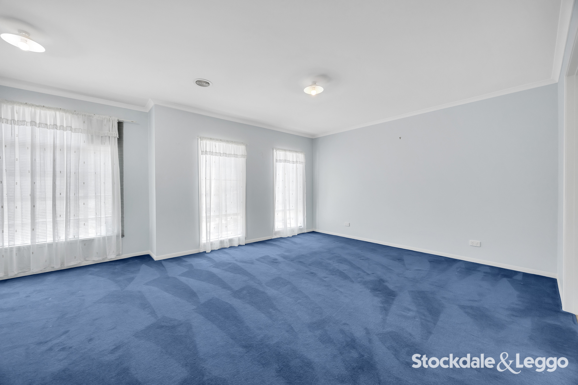 6 Stratford Way, Point Cook, VIC 3030 - Image 10