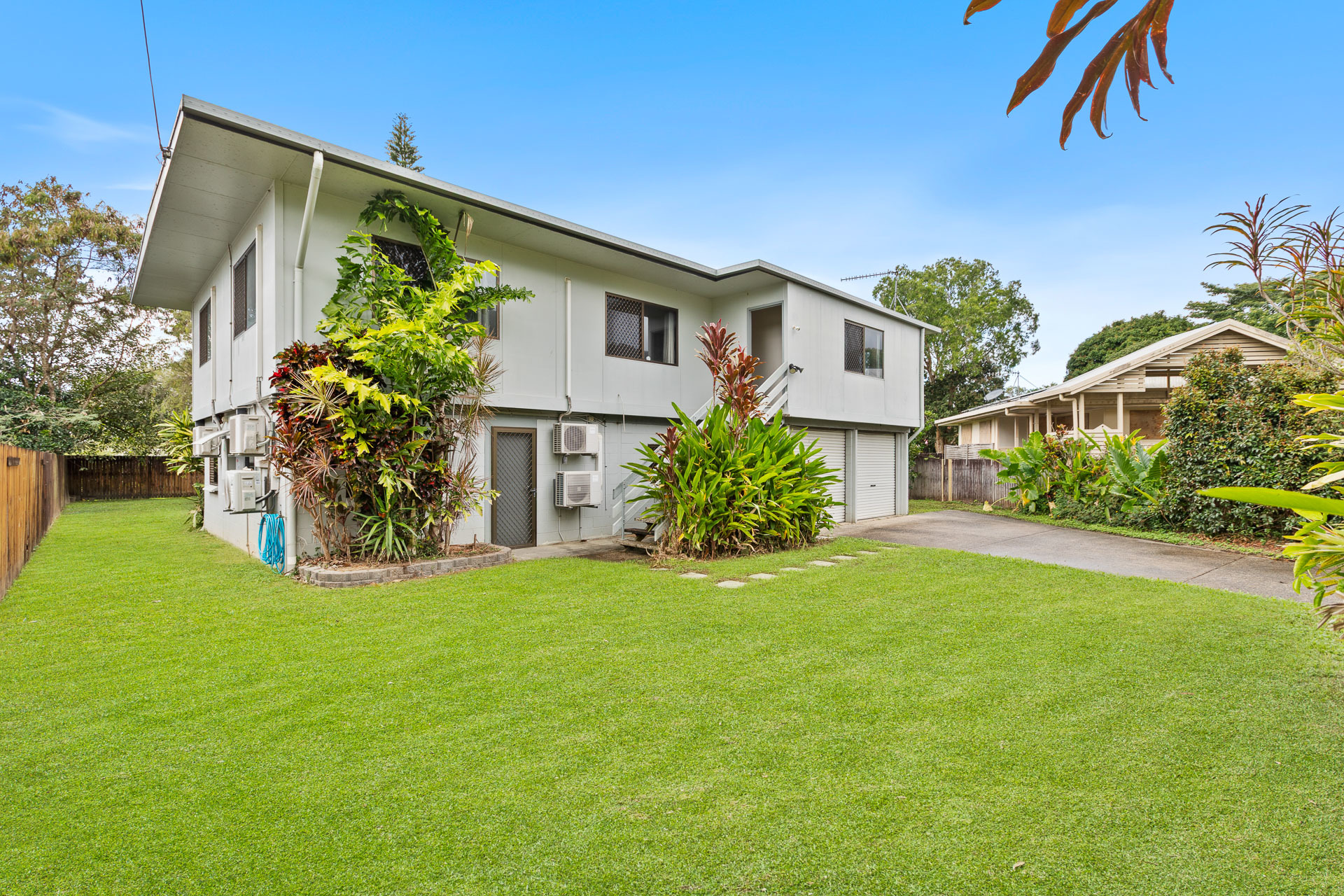 6 WITNEY STREET, Manoora QLD 4870 - Image 1