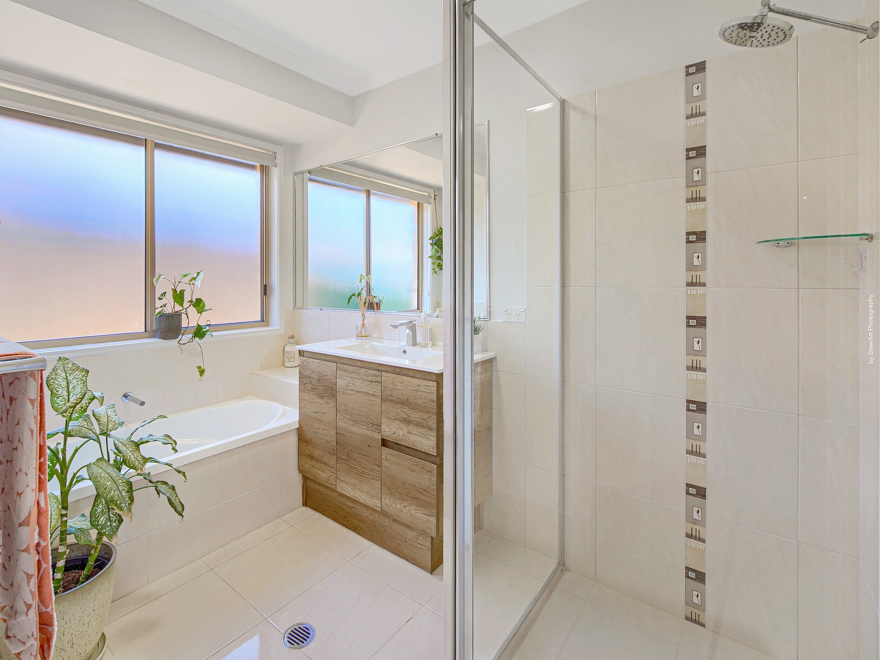 3-bedroom unit at 2/41 Pembridge Circuit, Urraween, QLD 4655, Fraser Coast, Queensland