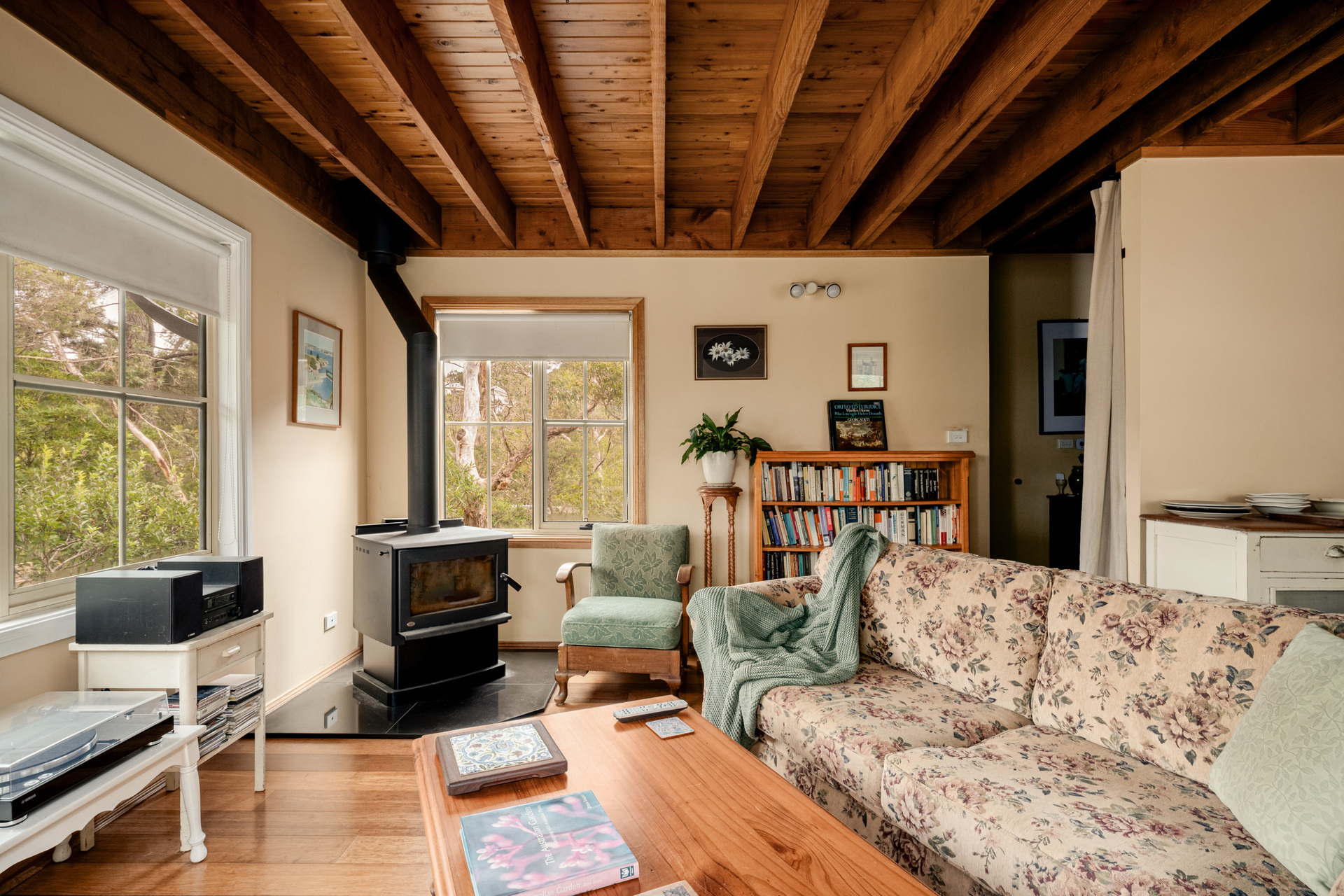 10-12 Glenview Road, Wentworth Falls, NSW 2782 - Image 4