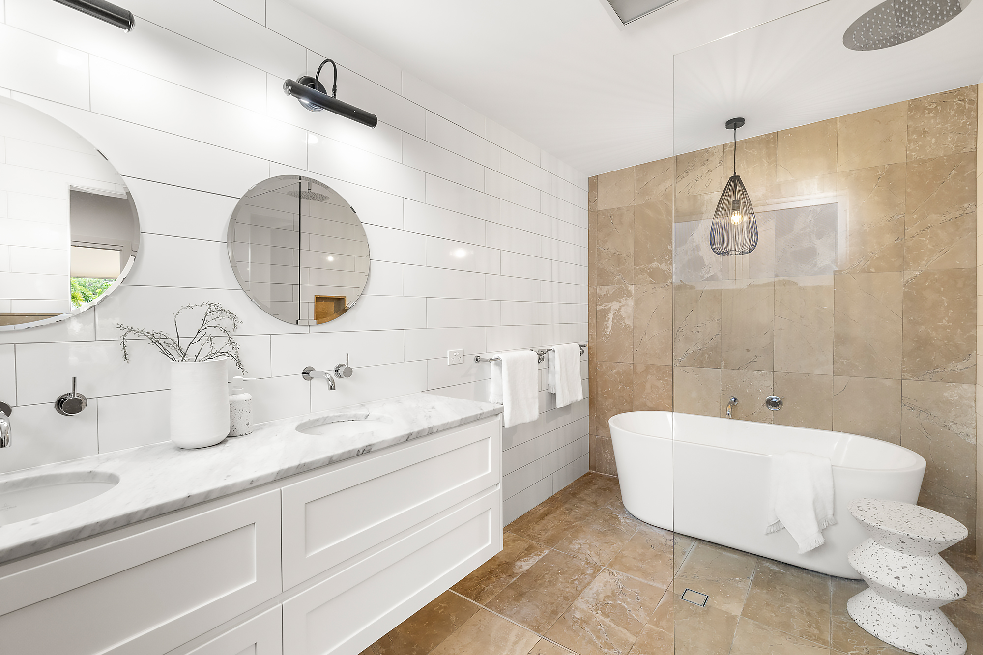 5-bedroom house at 61 SIRIUS STREET, Coorparoo QLD 4151, Brisbane, Queensland