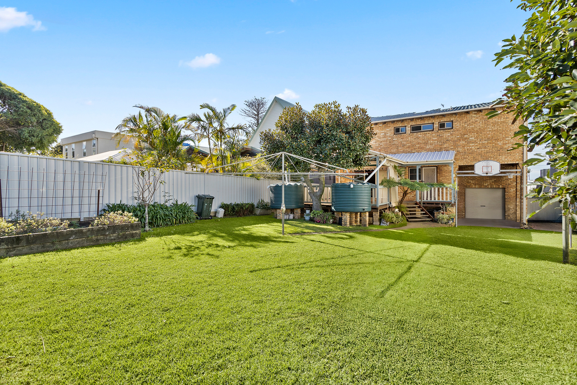 5-bedroom house at 19 Wollongong Street, Shellharbour, NSW 2529, Shellharbour, New South Wales