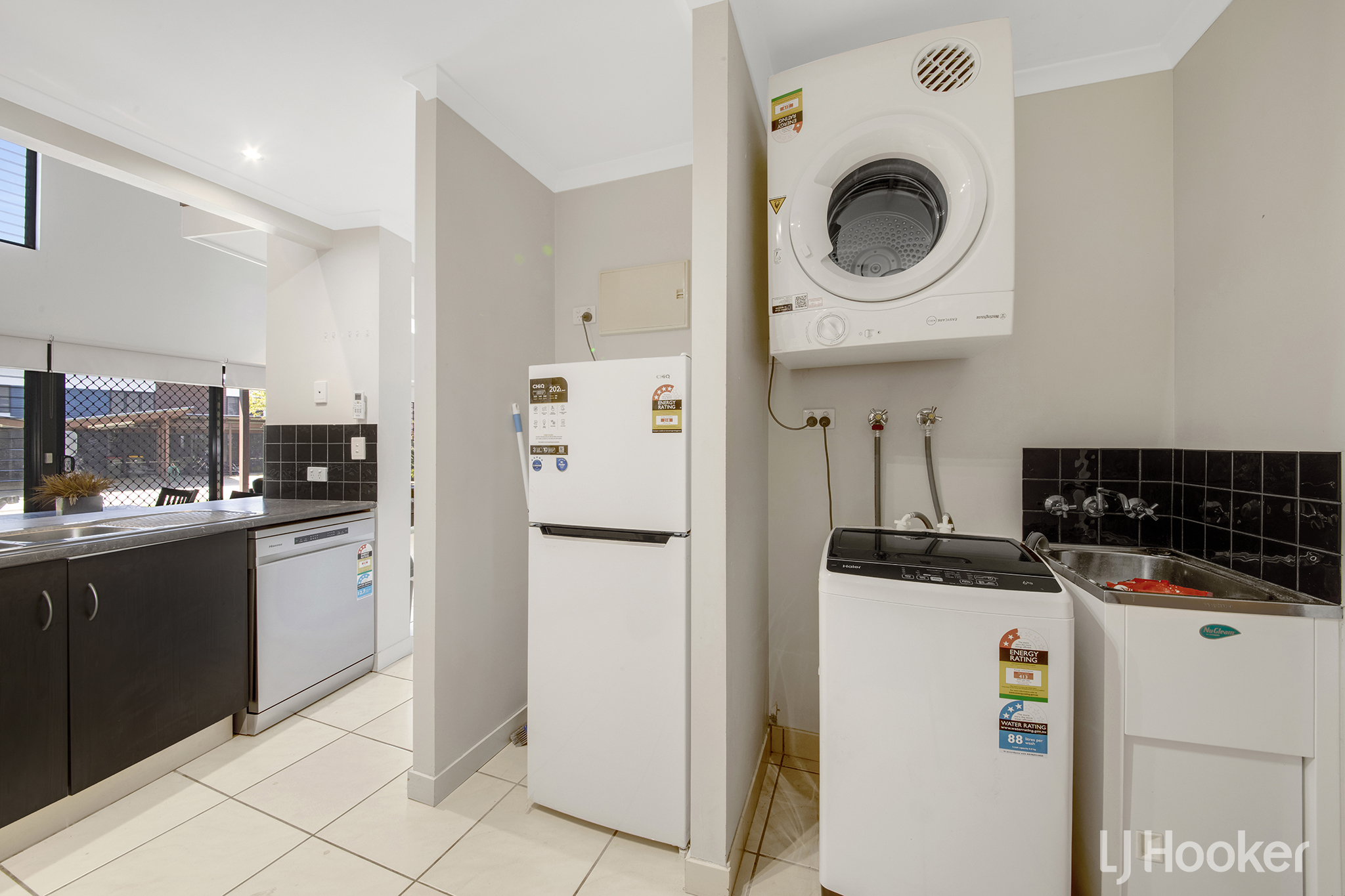 3 34 MARTEN STREET, SOUTH GLADSTONE QLD 4680 - Image 8