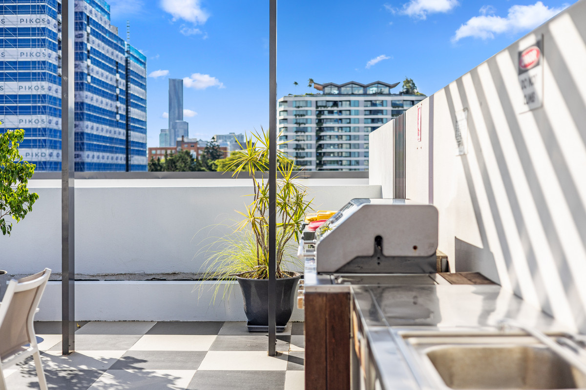 2-bedroom unit at 609/616 Main Street, Kangaroo Point, QLD 4169, Brisbane, Queensland