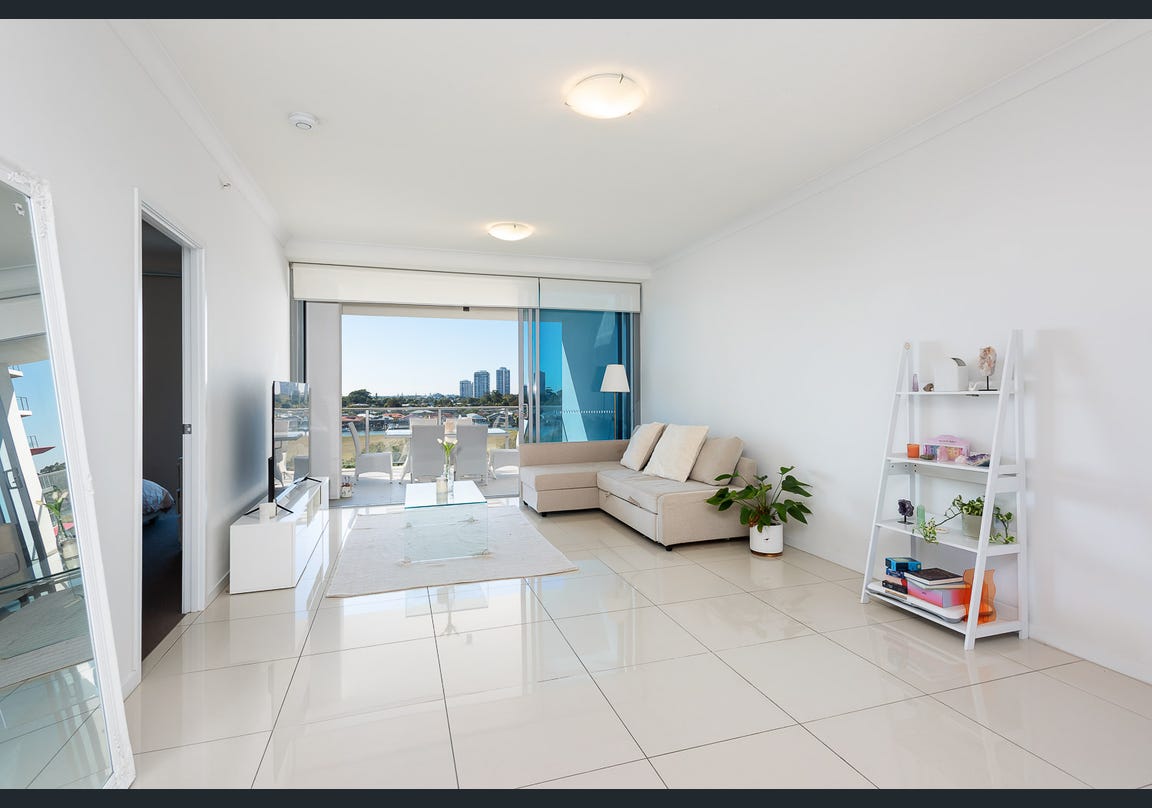 2302/25-31 East Quay Drive, Biggera Waters, Qld, 4216 - Image 4