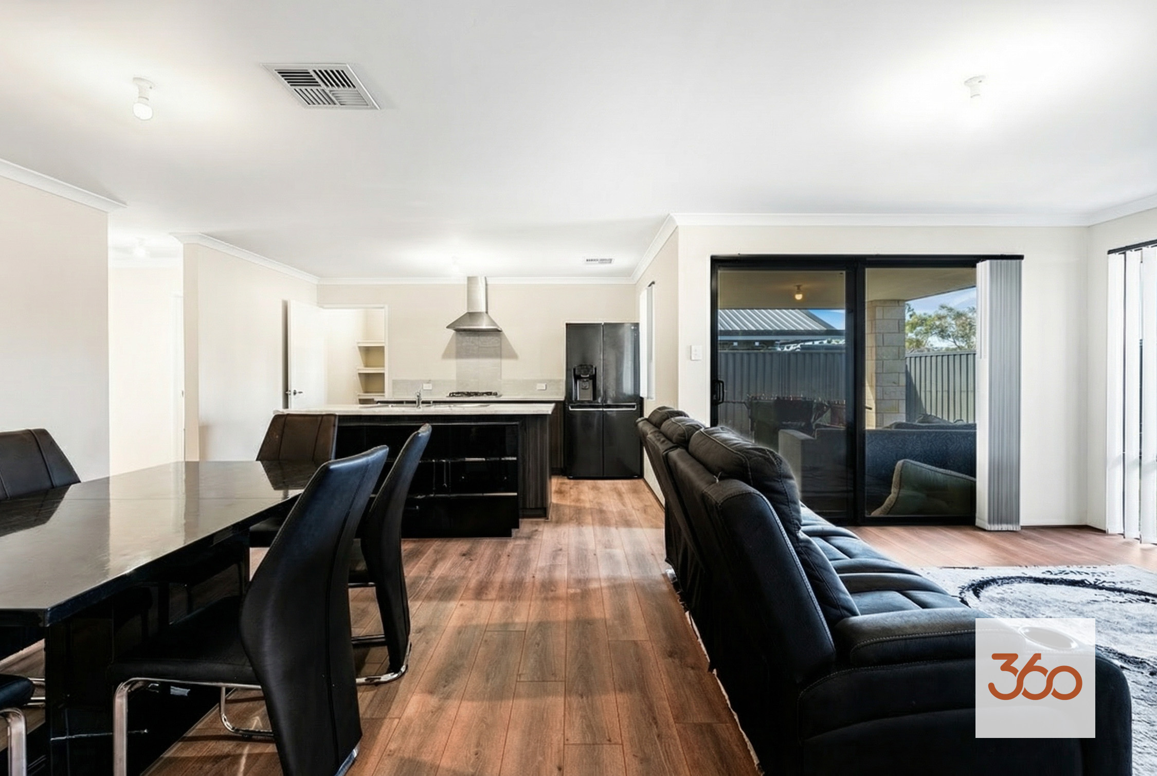 21 CANNES WAY, Dayton WA 6055 - Image 3