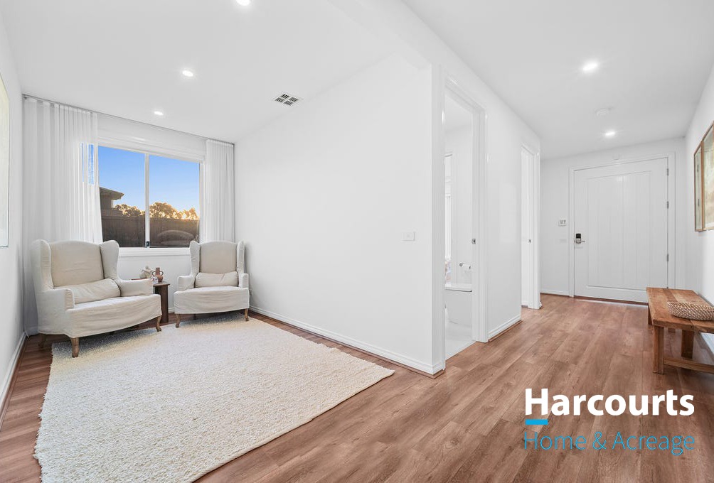 26 Watergardens Cct, Lyndhurst, Vic, 3975 - Image 9