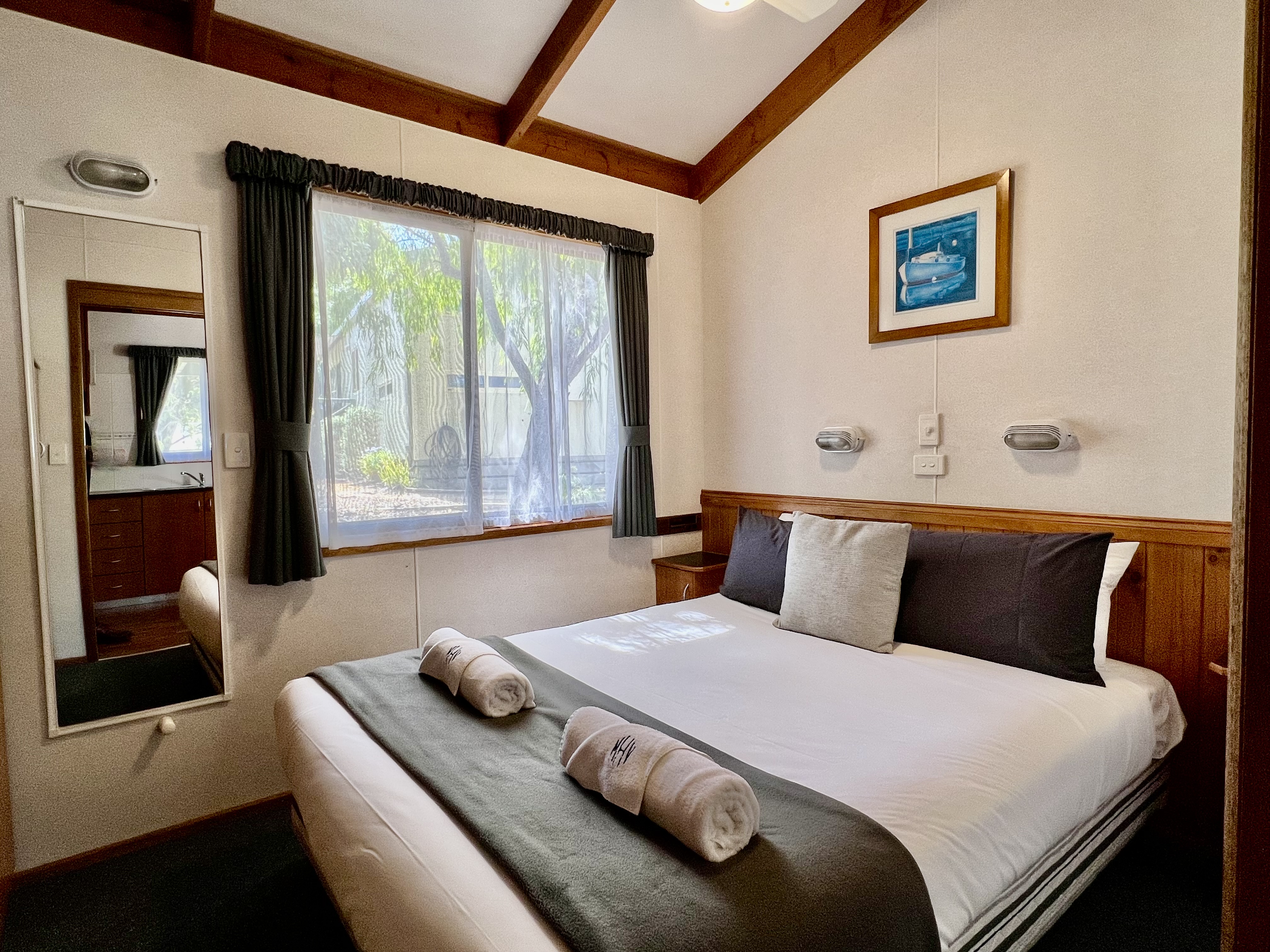 4/1 Mairburn, Metung, Vic, 3904 - Image 6