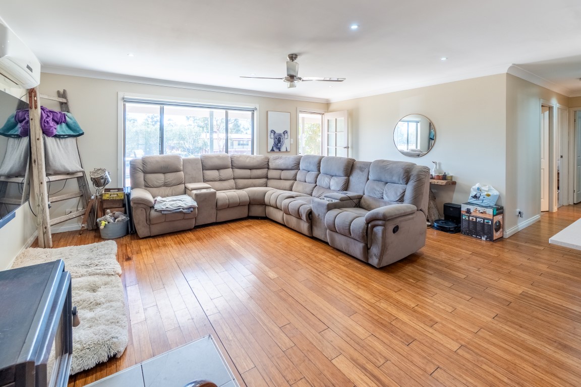 184 CAMP STREET, Temora NSW 2666 - Image 6