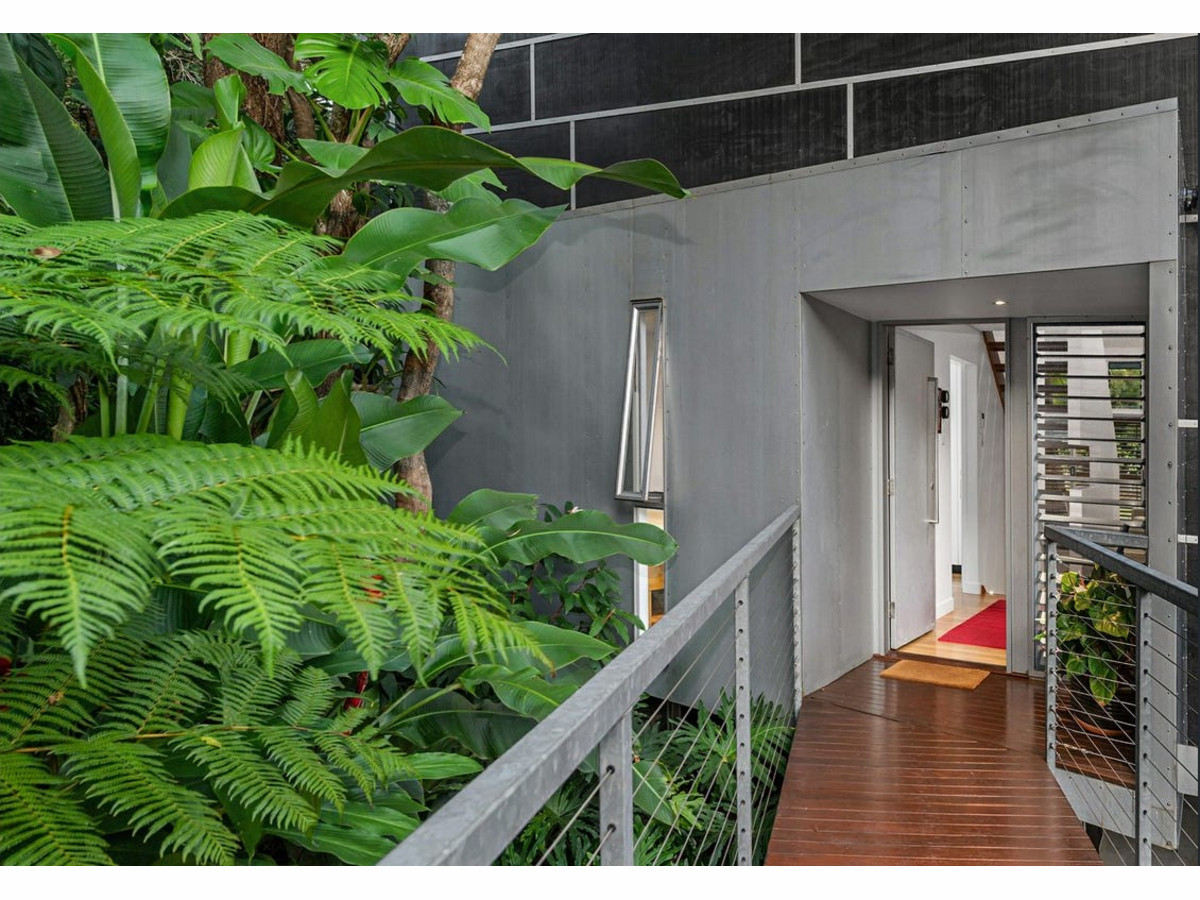 4-bedroom house at 102A Rome Street South, Yeronga, Qld, 4104, Brisbane, Queensland