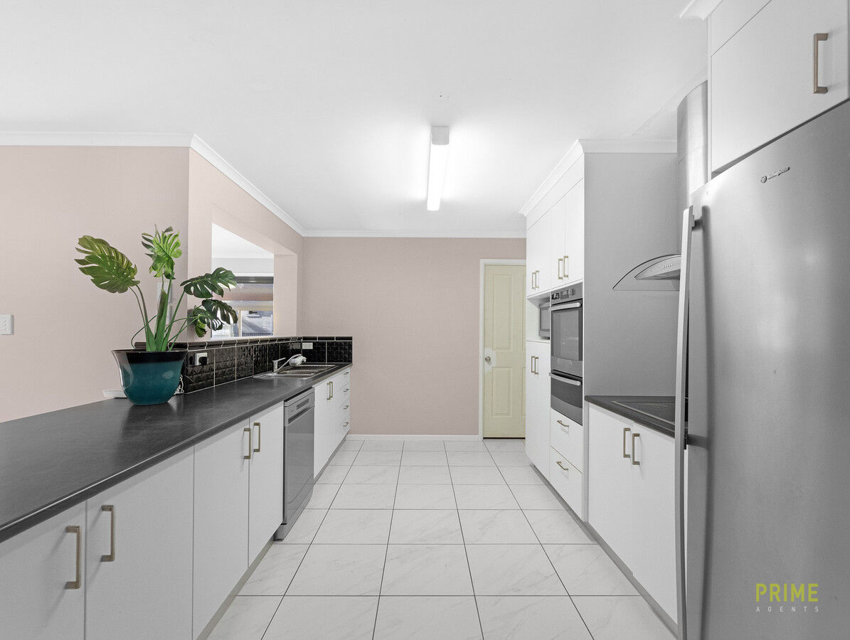 77-79 CARRICK WAY, Wondunna QLD 4655 - Image 10