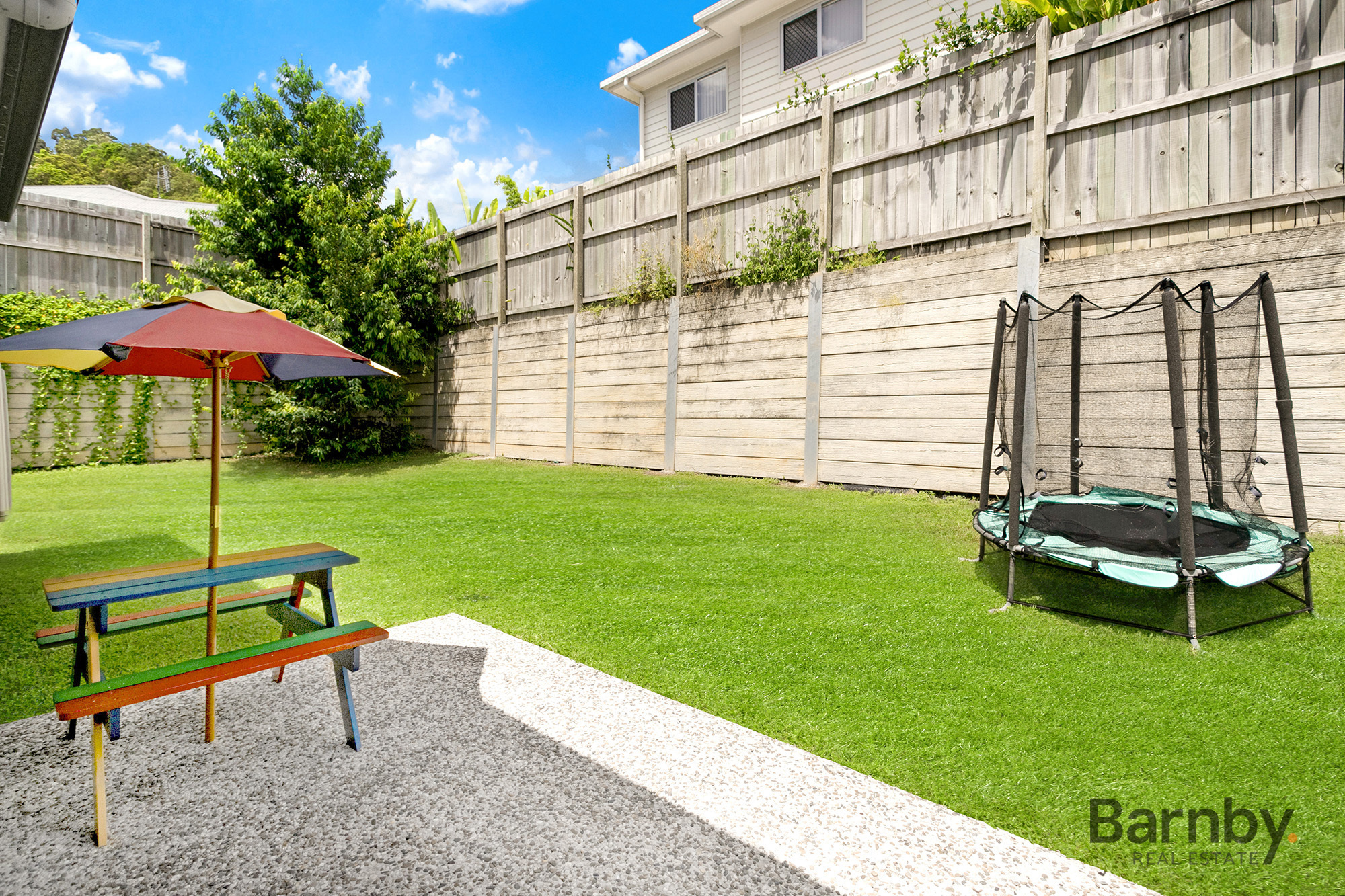 5-bedroom unit at 5 Esther Place, Nambour, QLD 4560, Sunshine Coast, Queensland