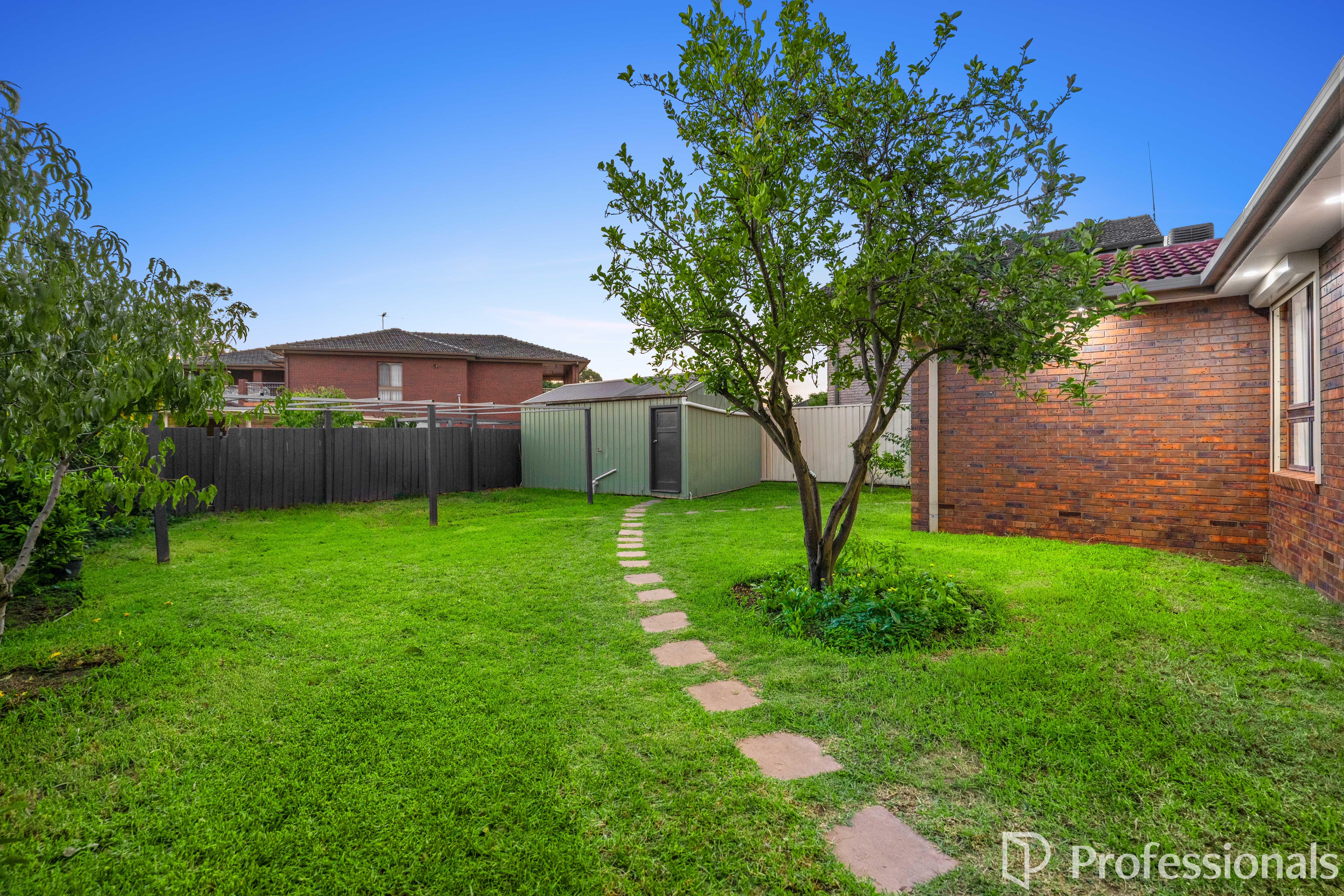 5-bedroom house at 5 Germain Court, Keilor Downs, VIC 3038, Brimbank, Victoria