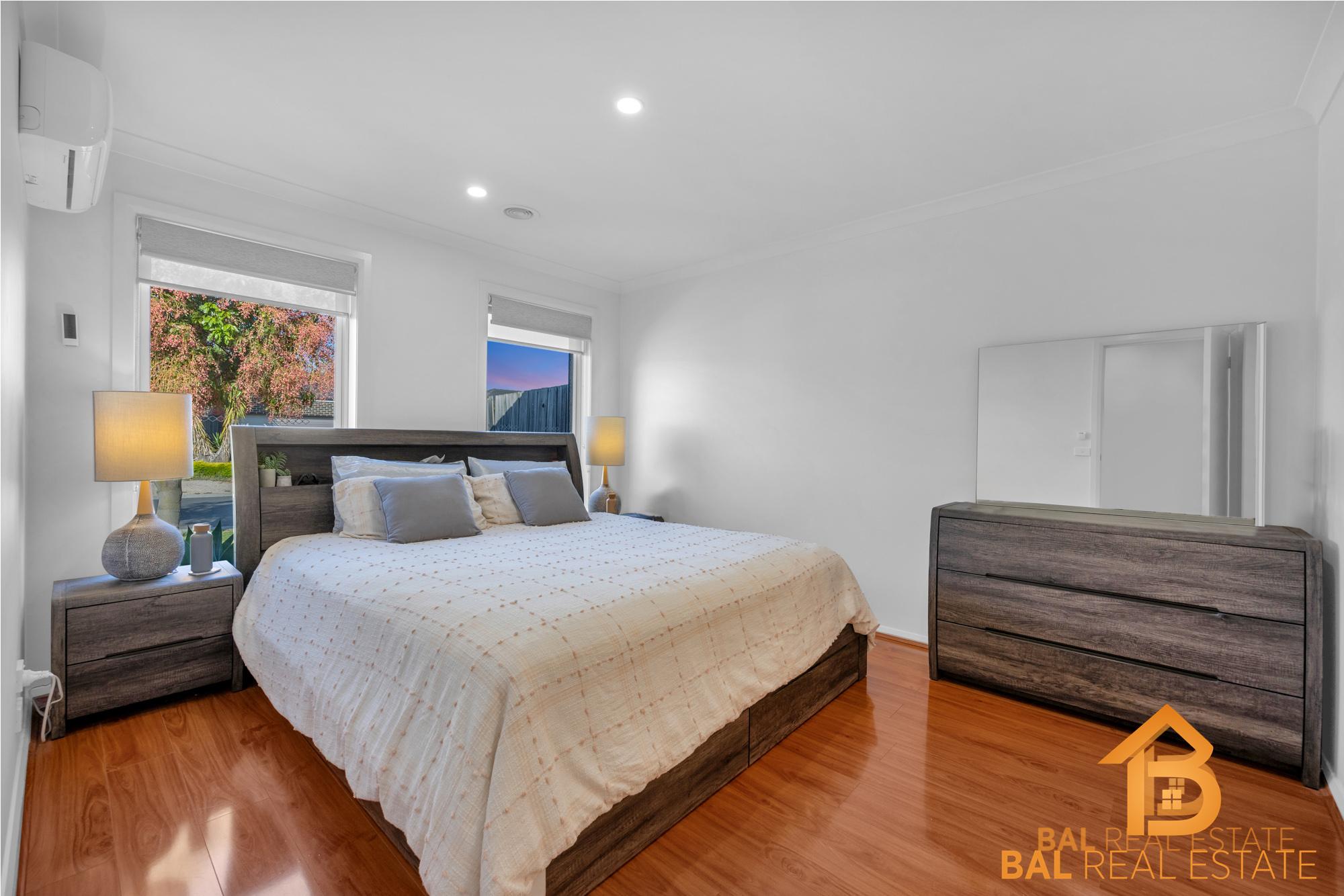 12 Fisher Court, Werribee, VIC 3030 - Image 4