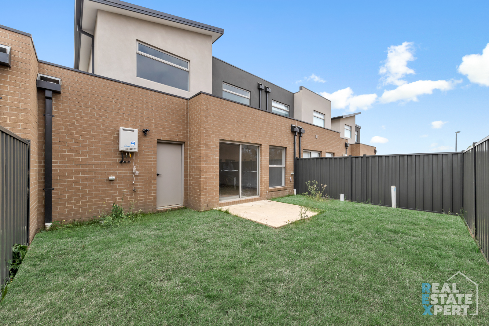 3-bedroom unit at 12 Tiger Way, Officer, VIC 3809, Cardinia, Victoria