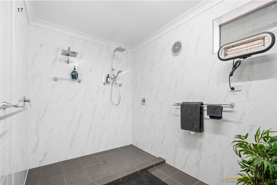 9-bedroom house at 19 Cotterill Road, Ross, NT 0873, Alice Springs, Northern Territory