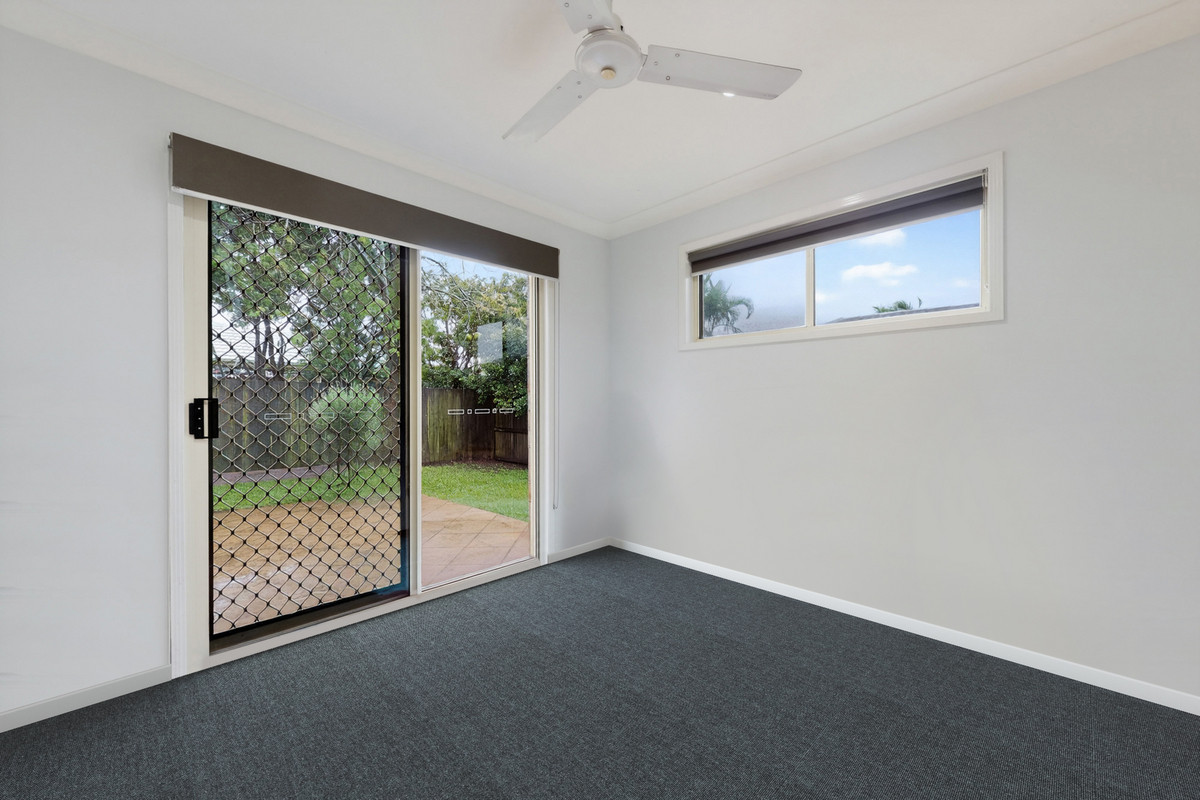 6 SOUTHERDEN DRIVE, North Lakes QLD 4509 - Image 8