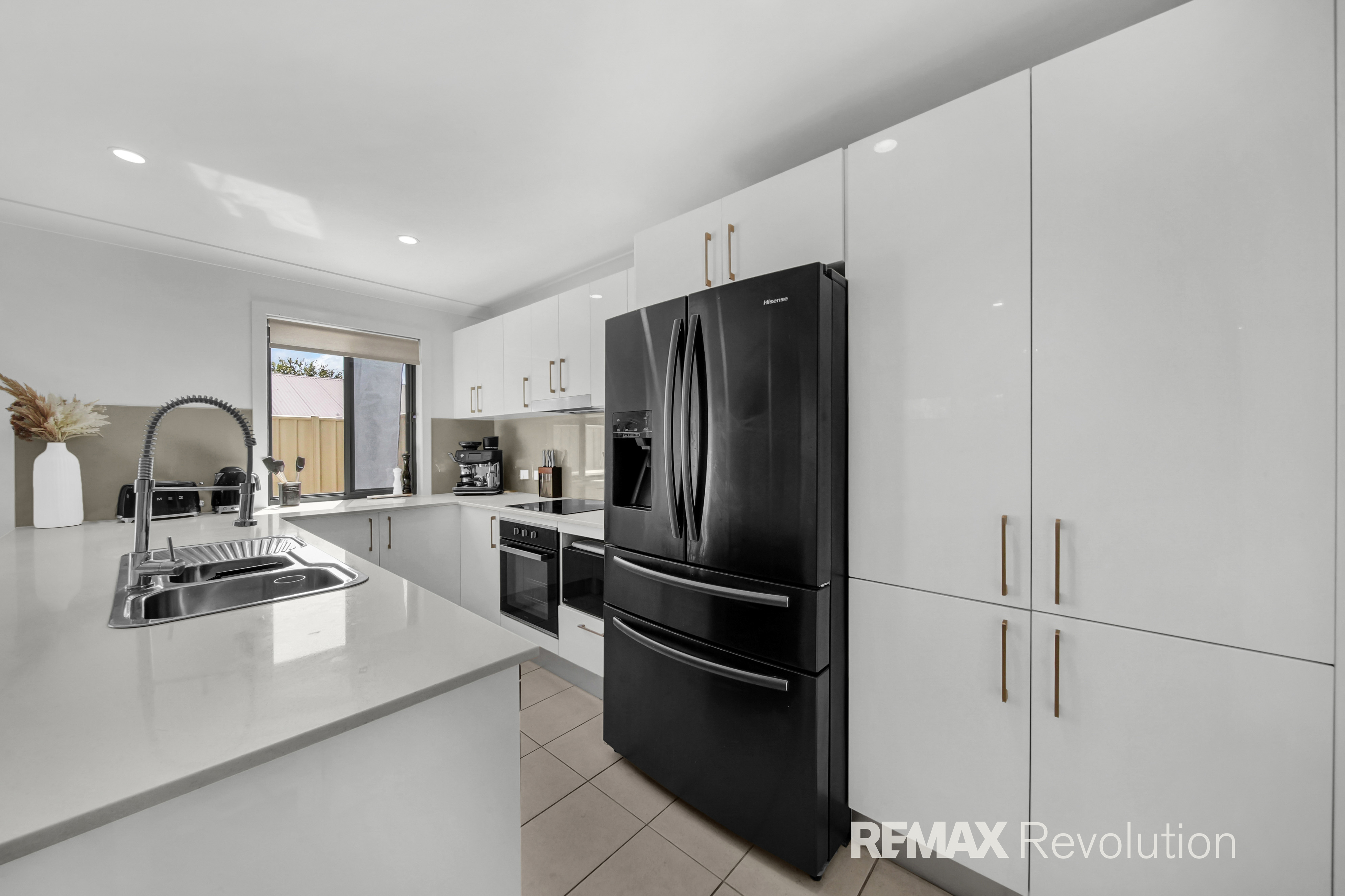 4-bedroom unit at UNIT 12 25-27 ARAFURA AVENUE, Loganholme QLD 4129, Logan, Queensland
