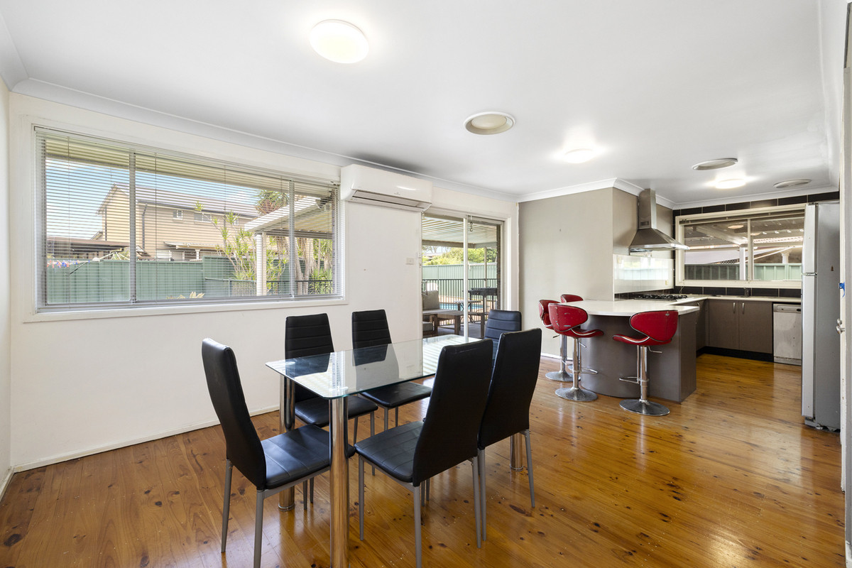 9 DENING CLOSE, Chipping Norton NSW 2170 - Image 2